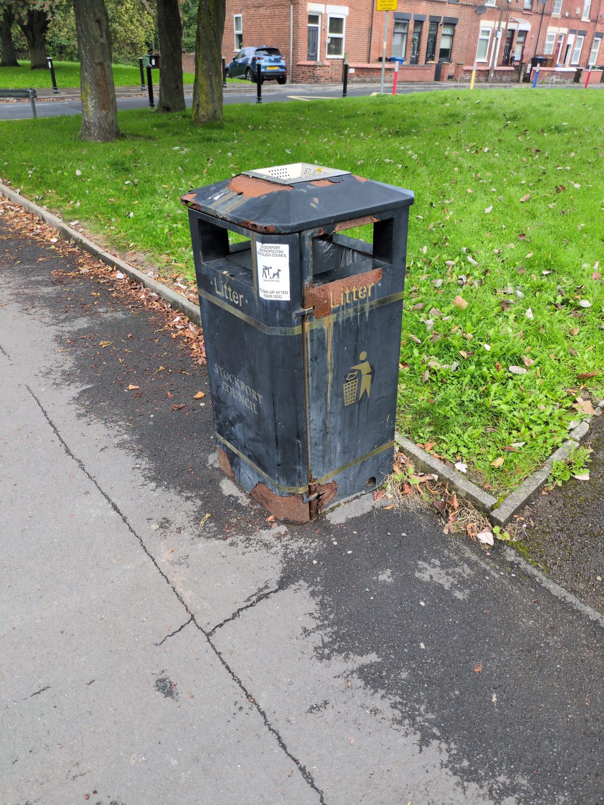 Litter bin