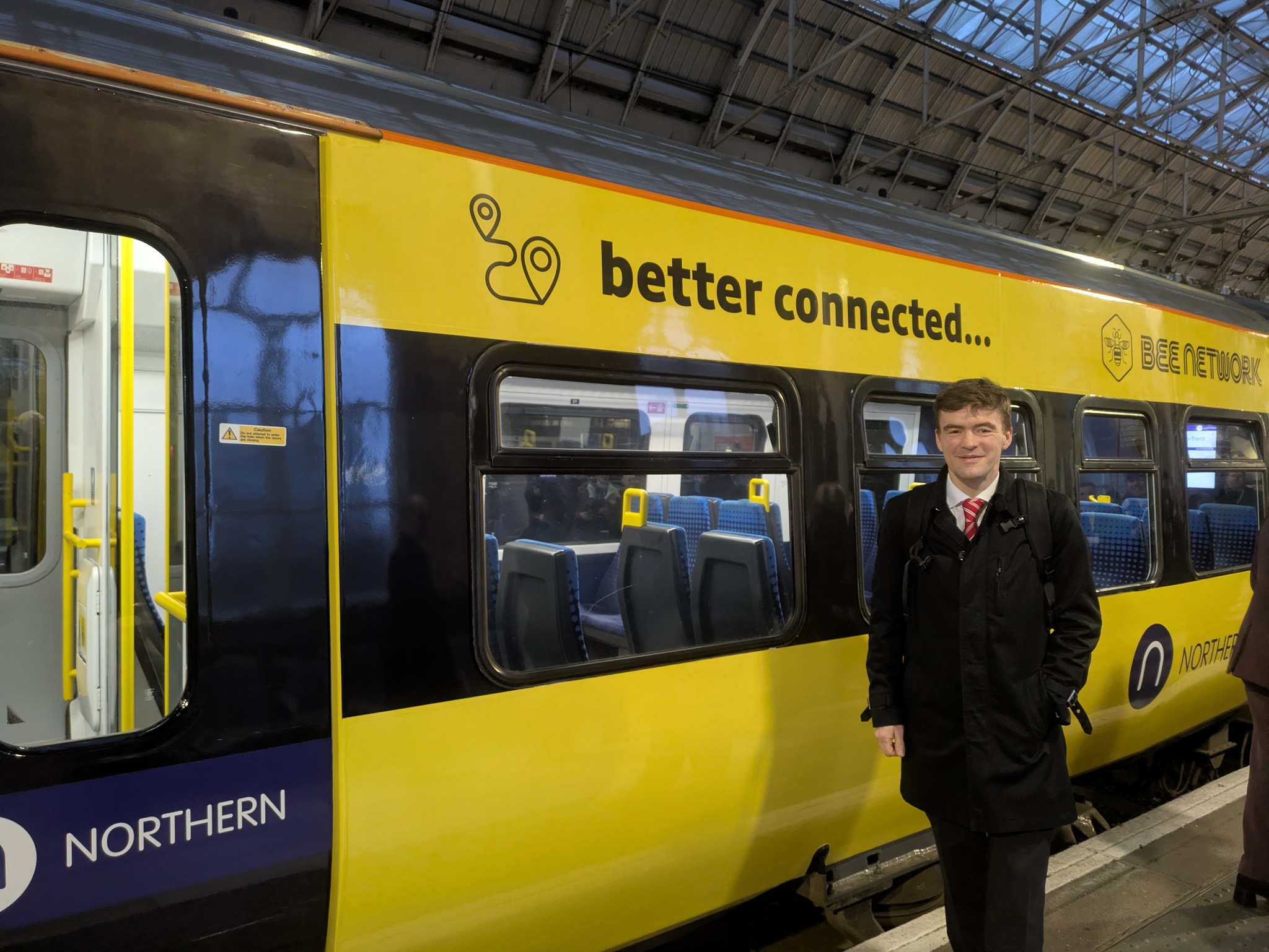 Yesterday it was great to join @[100044519976020:2048:Andy Burnham] to see the first concept of a Bee Network Train. 

But the Bee Network Trains are more than just yellow paint, creating a fully integrated public transport built around providing opportunity and fairness for all of our residents, allowing everyone to benefit from our city region's position as the growth capital of the country. 

With accessibility and affordability at its heart, our Bee Network is being created here in Greater M